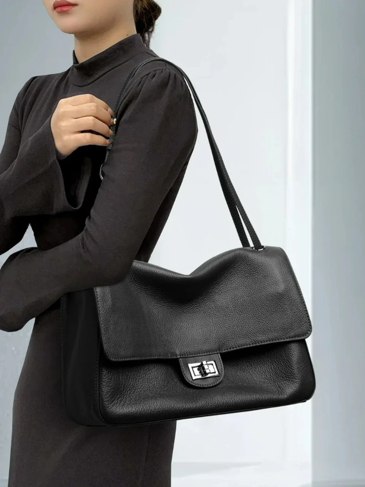 2026 Women's Top Layer Cowhide Armpit Bag Single Shoulder Crossbody Handbag for Commuting Fashionable Cover Bag