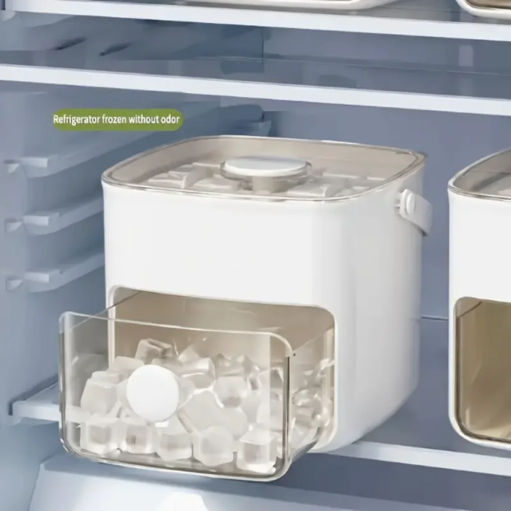 

Easy-Press Lid Ice Maker - 48-Cube Non-Electric Ice Tray, Quick Freeze PET Material & Stackable Design for Space Saving