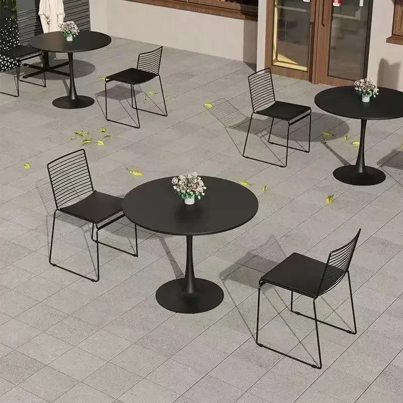 

Nordic outdoor leisure tables and chairs courtyard open-air wrought iron one table and four chairs milk tea shop commercial outd