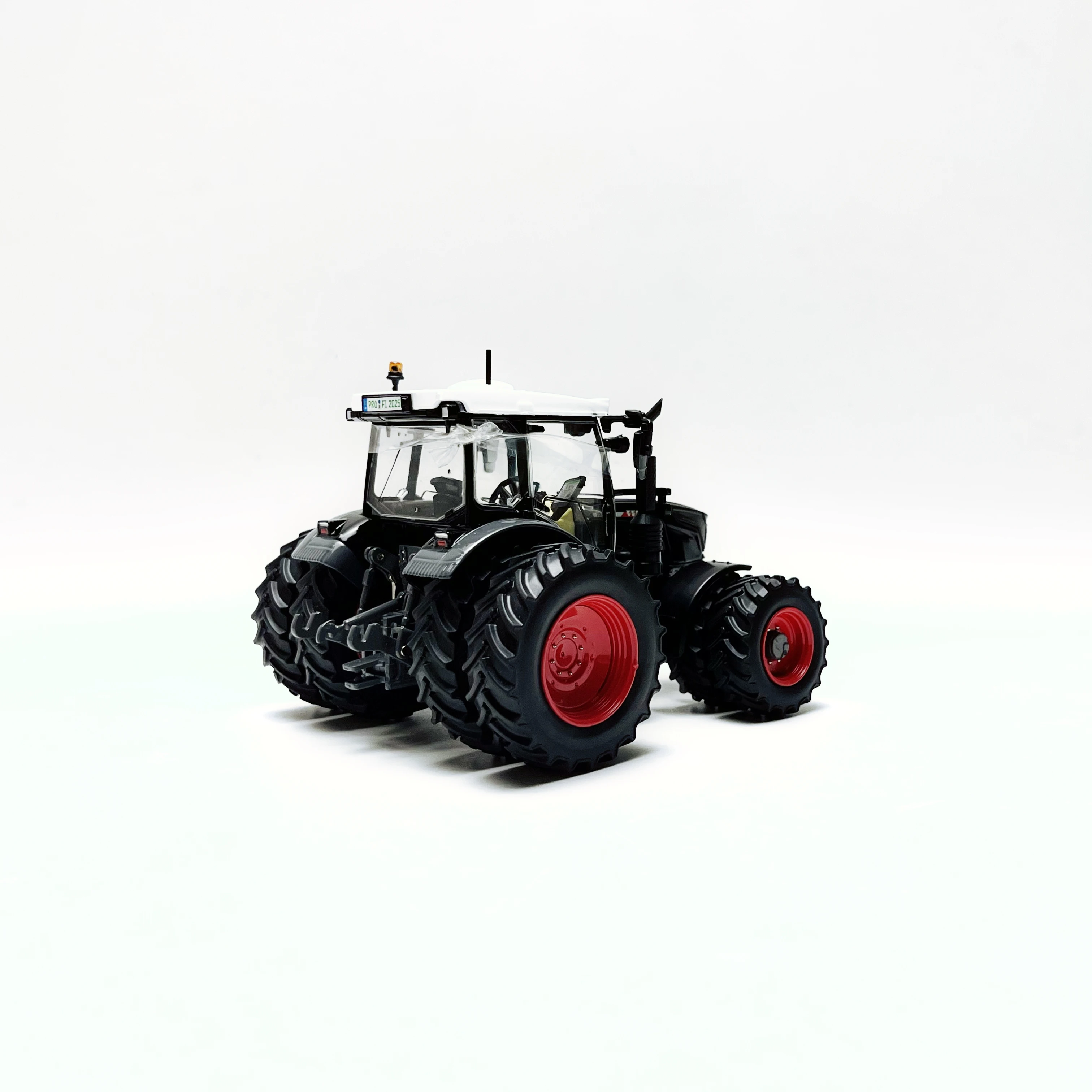 AGCO 1/32 FENDT 209 نموذج جرار فاريو #5