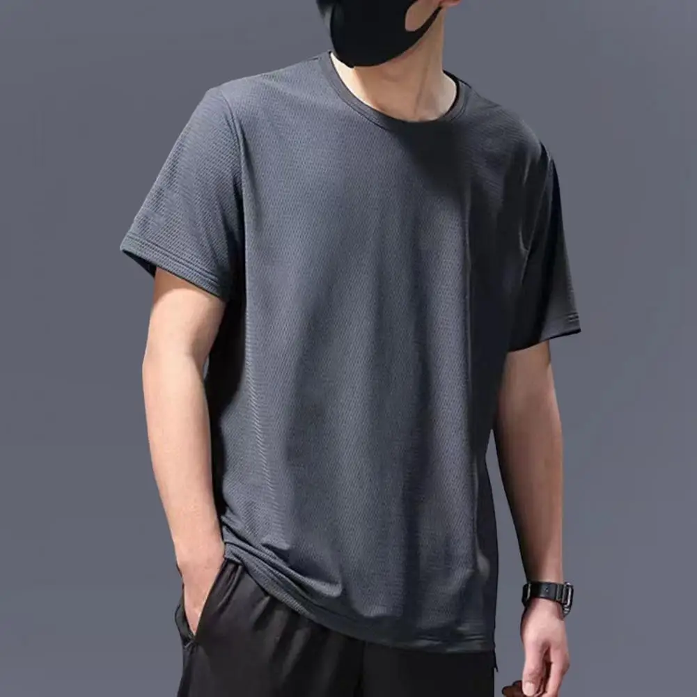 Korean Summer O-Neck T-Shirts Mesh Breathable Half Sleeve Men Casual T-shirt Thin Mesh Ice Silk Loose Elasticity T Shirts