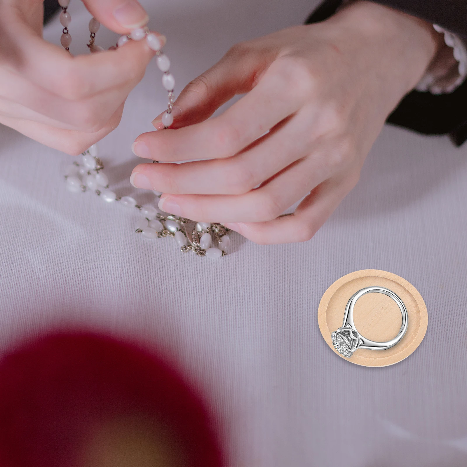 

20Pcs Wood Round Pendant Trays Khaki Retro Badge Lapel Pin Base for Jewelry Crafts DIY Necklace Bracelet Cameo Resin 35mm Outer