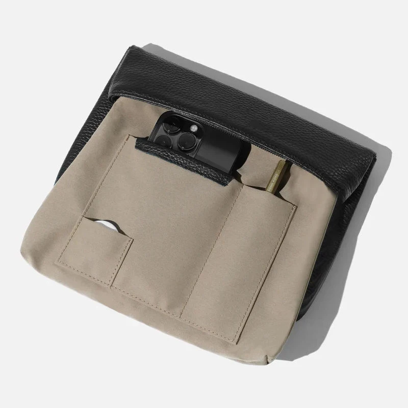High Quality Full Grain Leather Bags Minimal Grams28 153 Sling Mini Men Leather Crossbody Bag