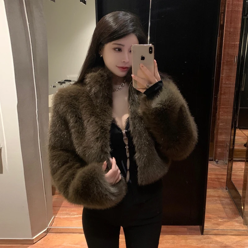 

2025 new winter fashion girls' oversized gradient fur coat women's thick warm coat fluffy fake fox leather jacket