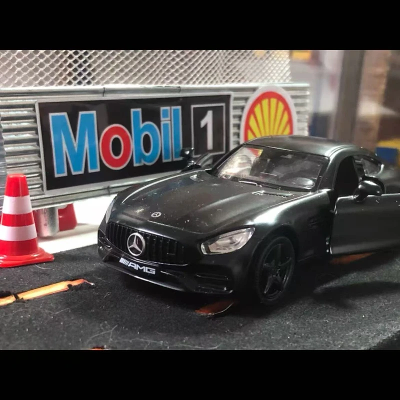 1:36 メルセデスベンツ AMG GTS ダイキャストカーモデルスーパーカーおもちゃの車プルバック合金金属高度なグッズ