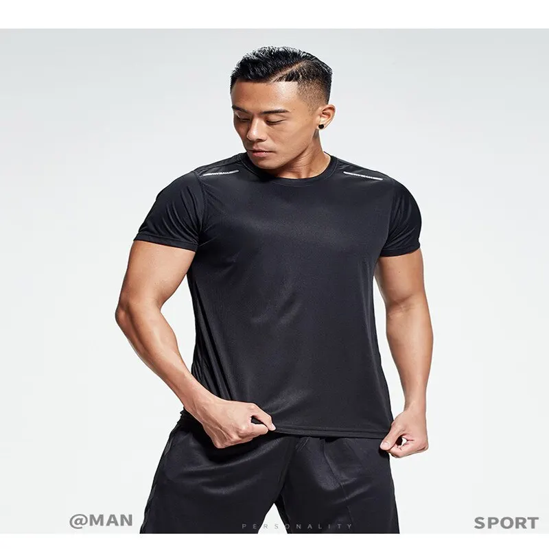 Sports Tshirt Mens Summer Thin Sweat Absorbing Half Sleeve Fast Drying Shirt Ice Silk Tshirt Short Sleeve Top Running FitnessShi