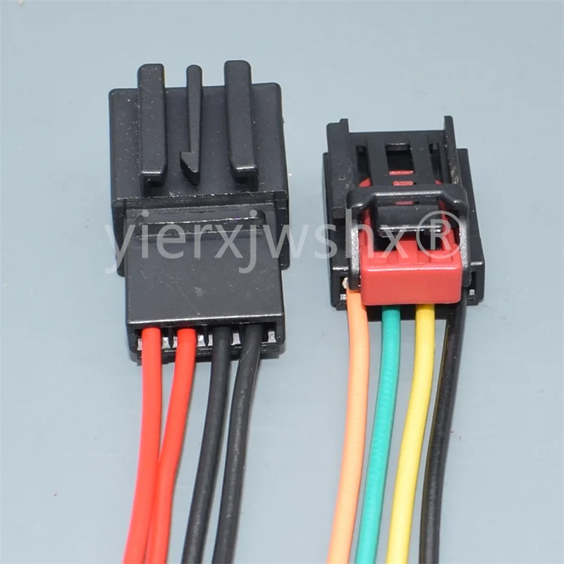 1Sets 4 Pin 7N0 972 704 Auto Unsealed Connector 3AA972714 7N0972704 Car Reading Light Taillight Seat Heating Cable Socket For VW