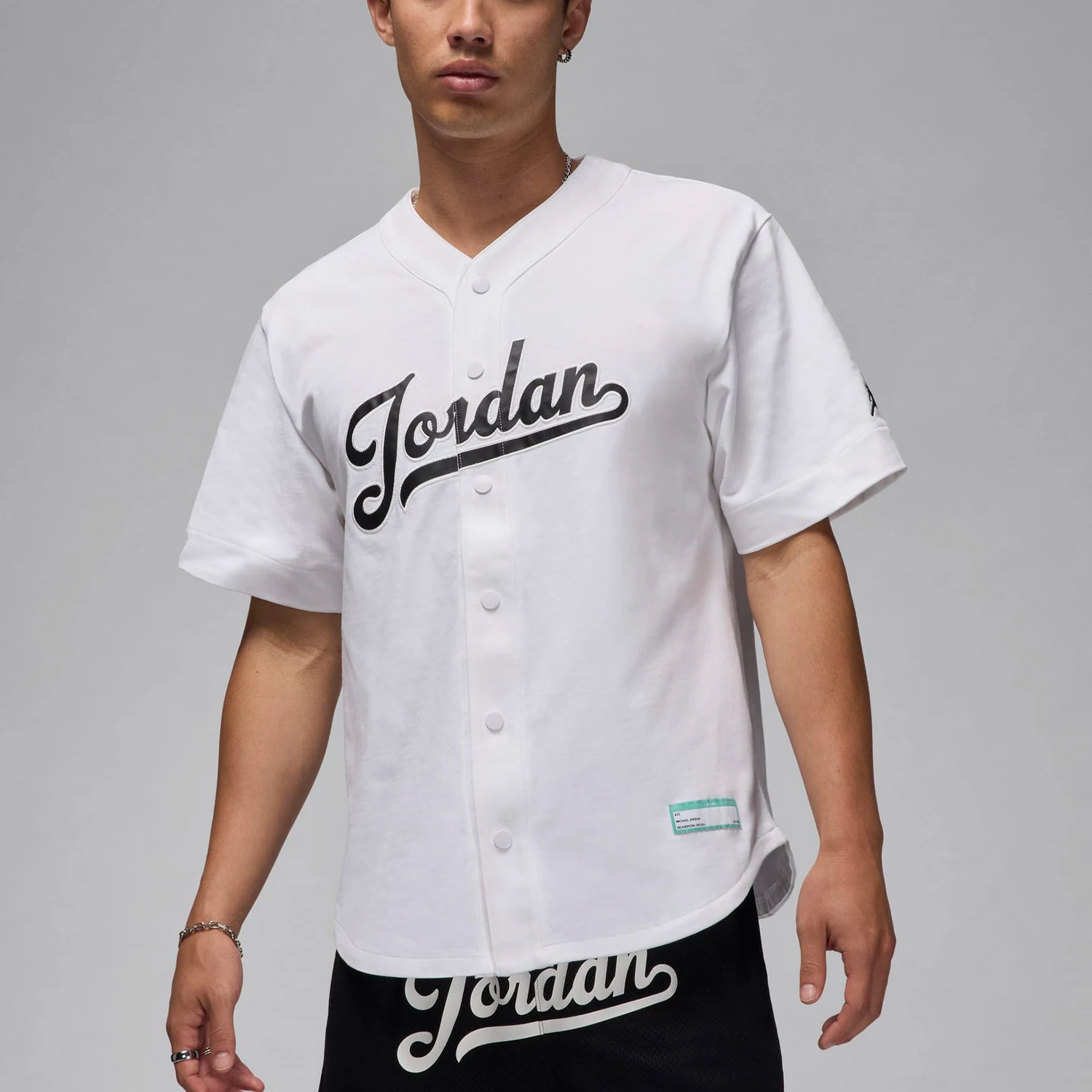 

Оригинальный мужской повседневный свободный кардиган Nike JORDAN с v-образным вырезом и коротким рукавом FN4664-100