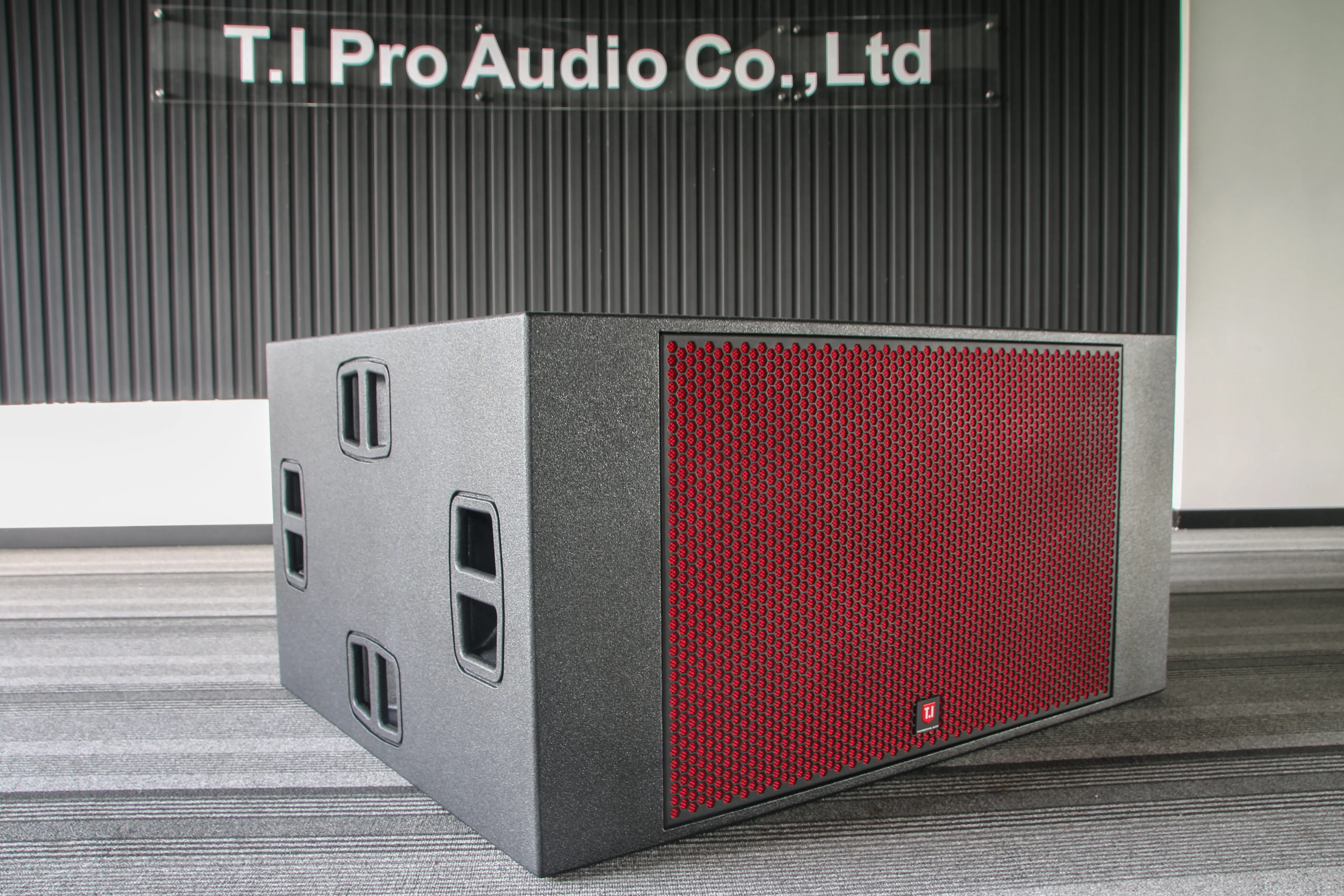 MAX218S Audioapparatuur Buiten - Music Audio Pro recensie en prijs