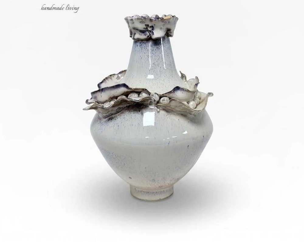 Blue and white kiln-changed glaze leaf pearl relief ceramic vase modern art model room