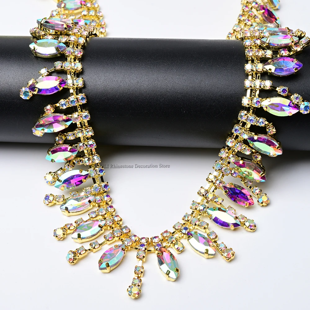 Adorno de cristal con borlas de pedrería brillante y base metálica dorada y plateada para ropa, zapatos y bolsos, flecos de diamantes.