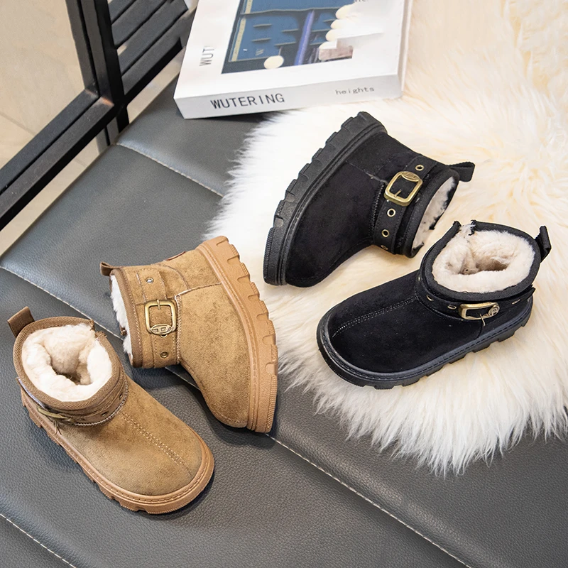 أحذية شتوية جديدة للأولاد لعام 2025 أحذية ثلج للفتيات أحذية قطنية سميكة أحذية قطنية دافئة ومضادة للانزلاق