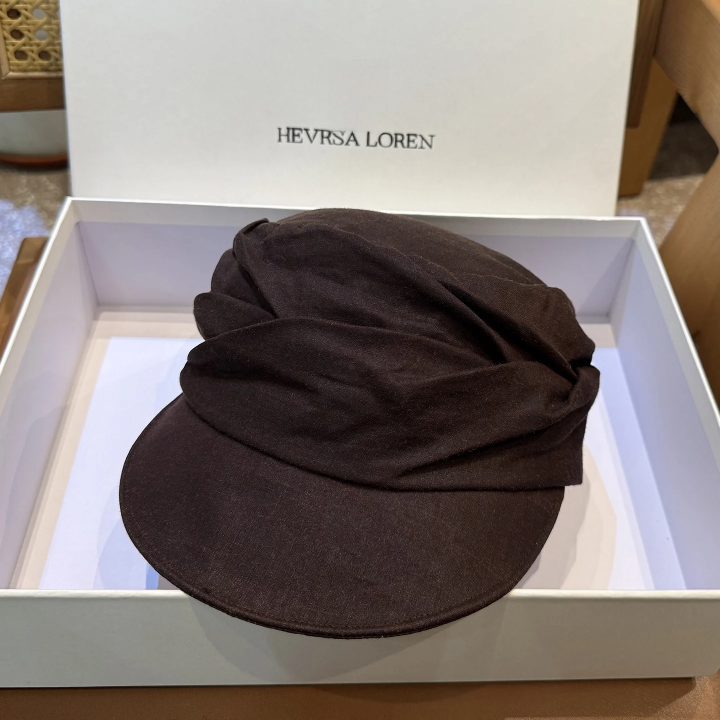 sombrero-de-seda-informal-para-mujer-con-panuelo-de-seda-sombrero-octogonal-plisado-de-estilo-vintage-versatil-estiliza-el-rostro-ideal-para-el-tiempo-libre