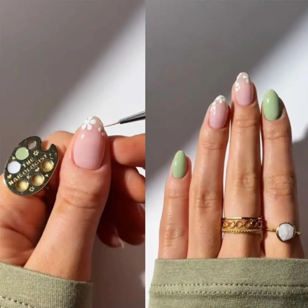 

5Pcs Creative Wearable Finger Fingertip Resin Gold Nail Art Palette Ring DIY Nail Paint Art Palette Nail Polish Palette