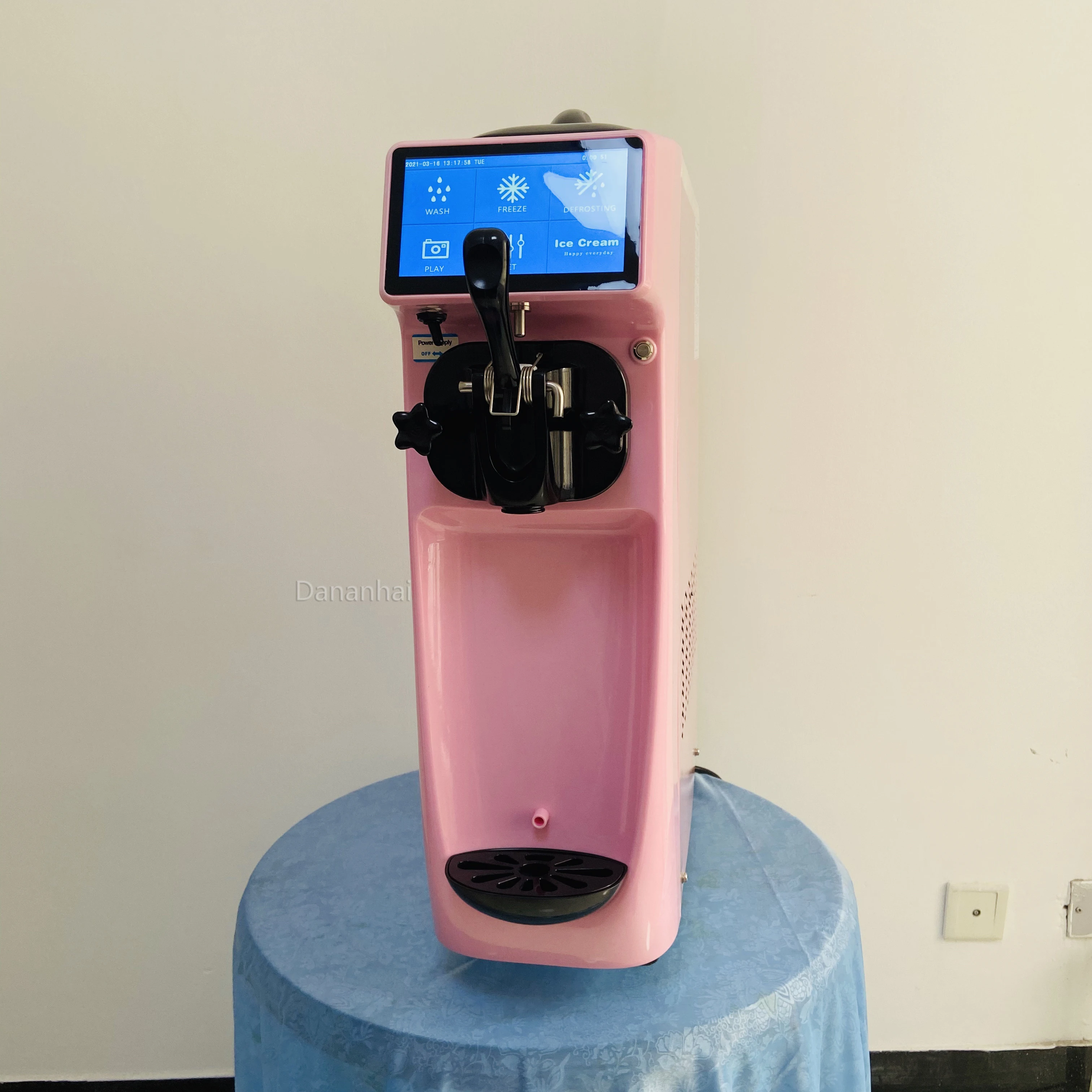 

Commercial Soft Ice Cream Machine With Air Pump, High-Quality Frozen Yogurt Machine