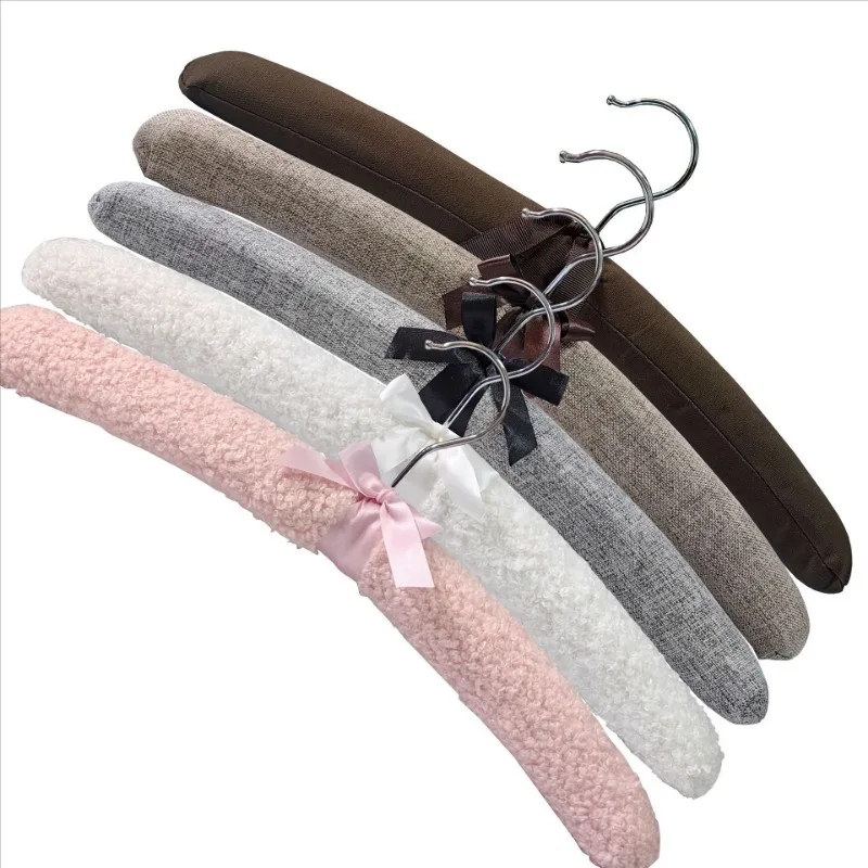 

Satin Padded Hanger Silk Wrapped Clothes Hanger Clothes Hanging Silver Hook Non-slip Sponge Racks Clothes Shop Display Hangers