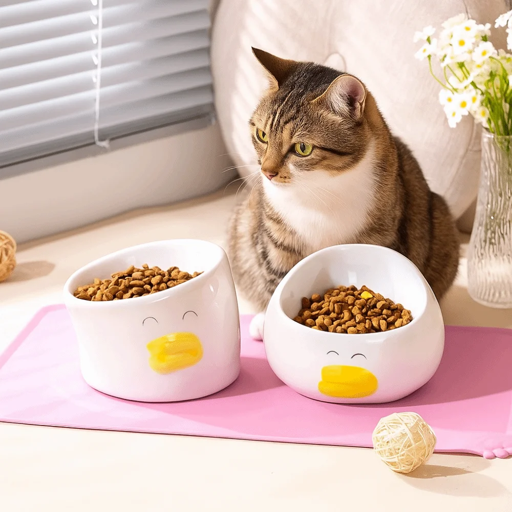 

Slanted Mouth Ceramic Cat Bowl Anti Black Chin Non-Slip Creative Cat Bowl Raised Design Cartoon Dog Food Bowl for Cat Dog