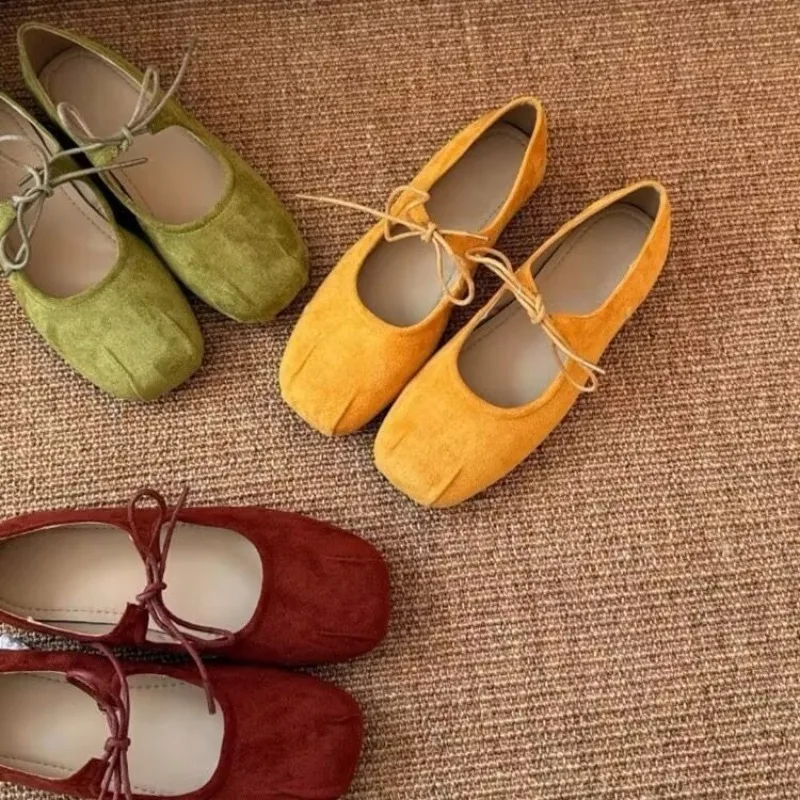 Sepatu Mary Jane Wanita Ujung Persegi Sepatu Flat Kasual Berenda Sepatu Lembut Nyaman Sepatu Pantofel Balerina Sepatu Flat Balet Dangkal Wanita