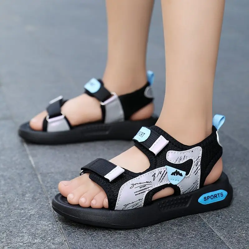 2026 New Summer Boys Sandals Stylish Anti-Slip Soft Sole Beach Shoes for Kids Hot Selling and Comfortable