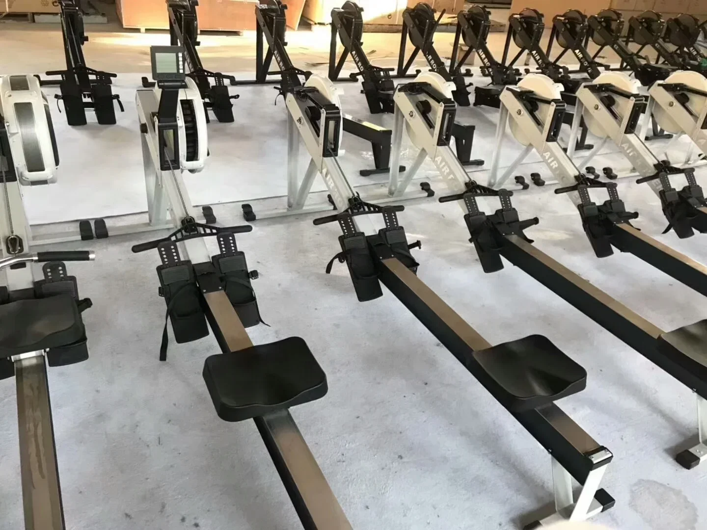 fitness equipment rowing machine