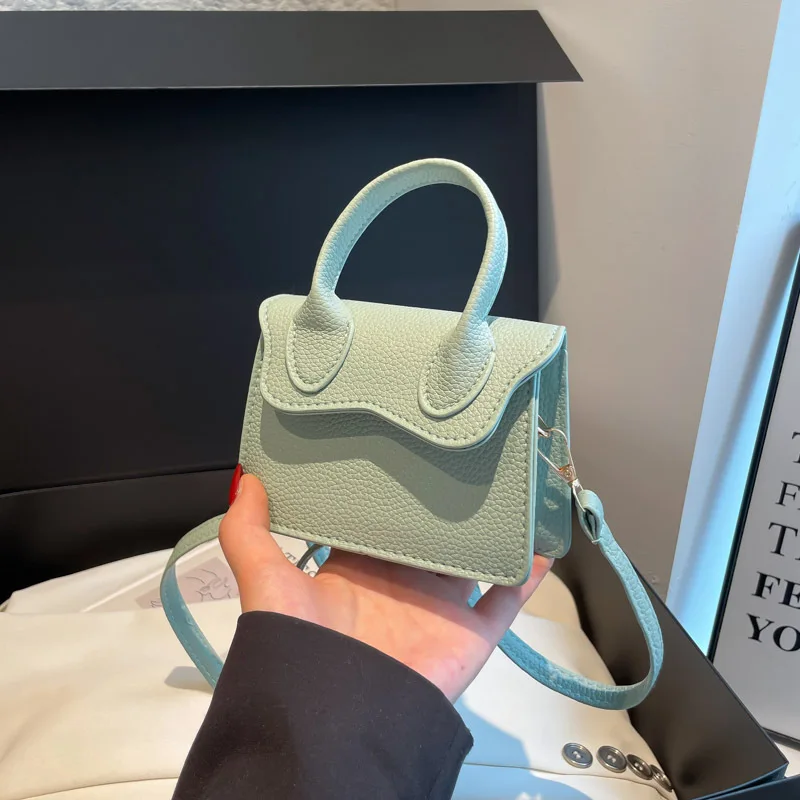

Fashionable and trendy small square handbag 2025 Autumn new women's trendy simple shoulder casual retro cross-body bag