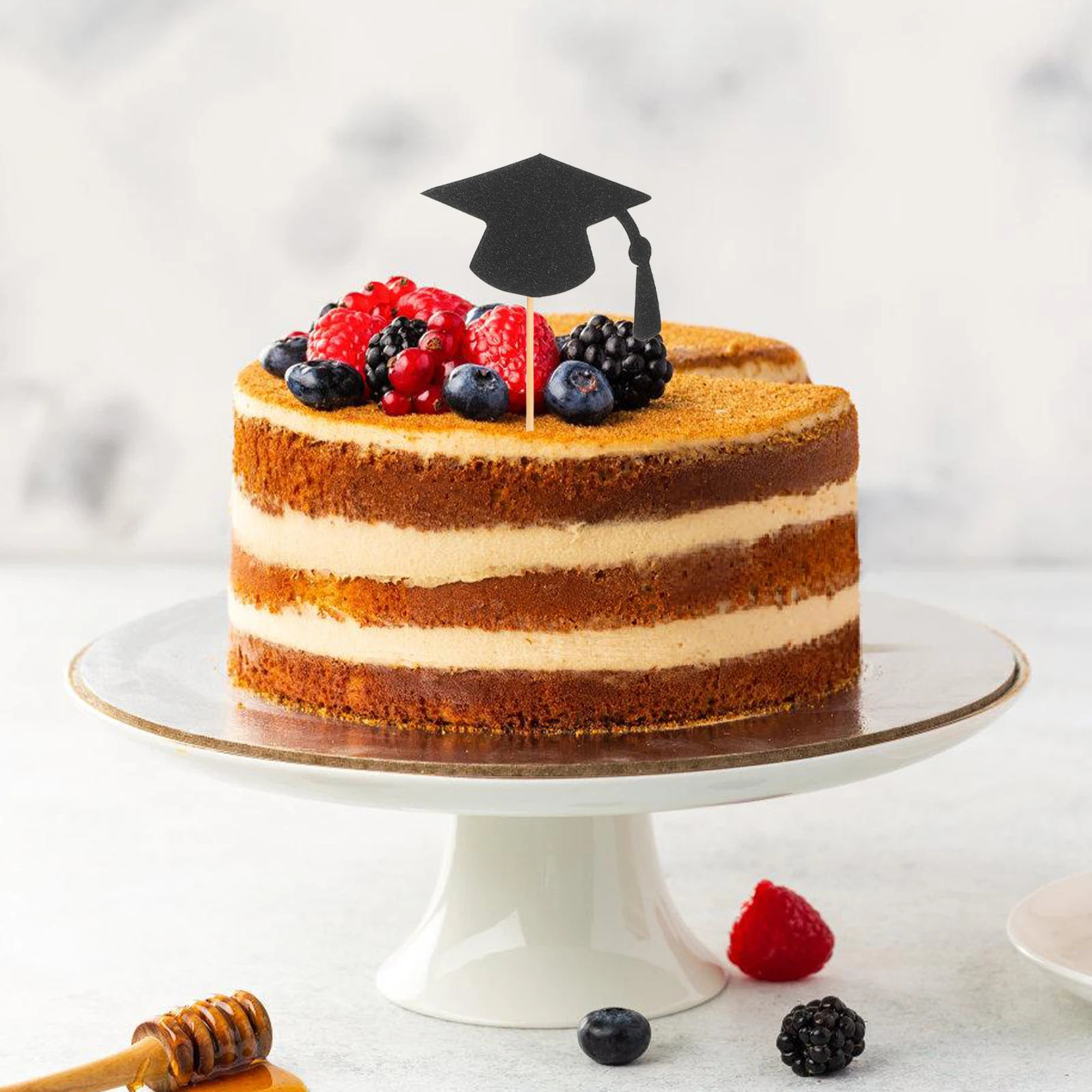 

24Pcs Graduation Season Cake Toppers Wide Application Sustainable Material for Memorable Parties Graduation Hat Cake Topper