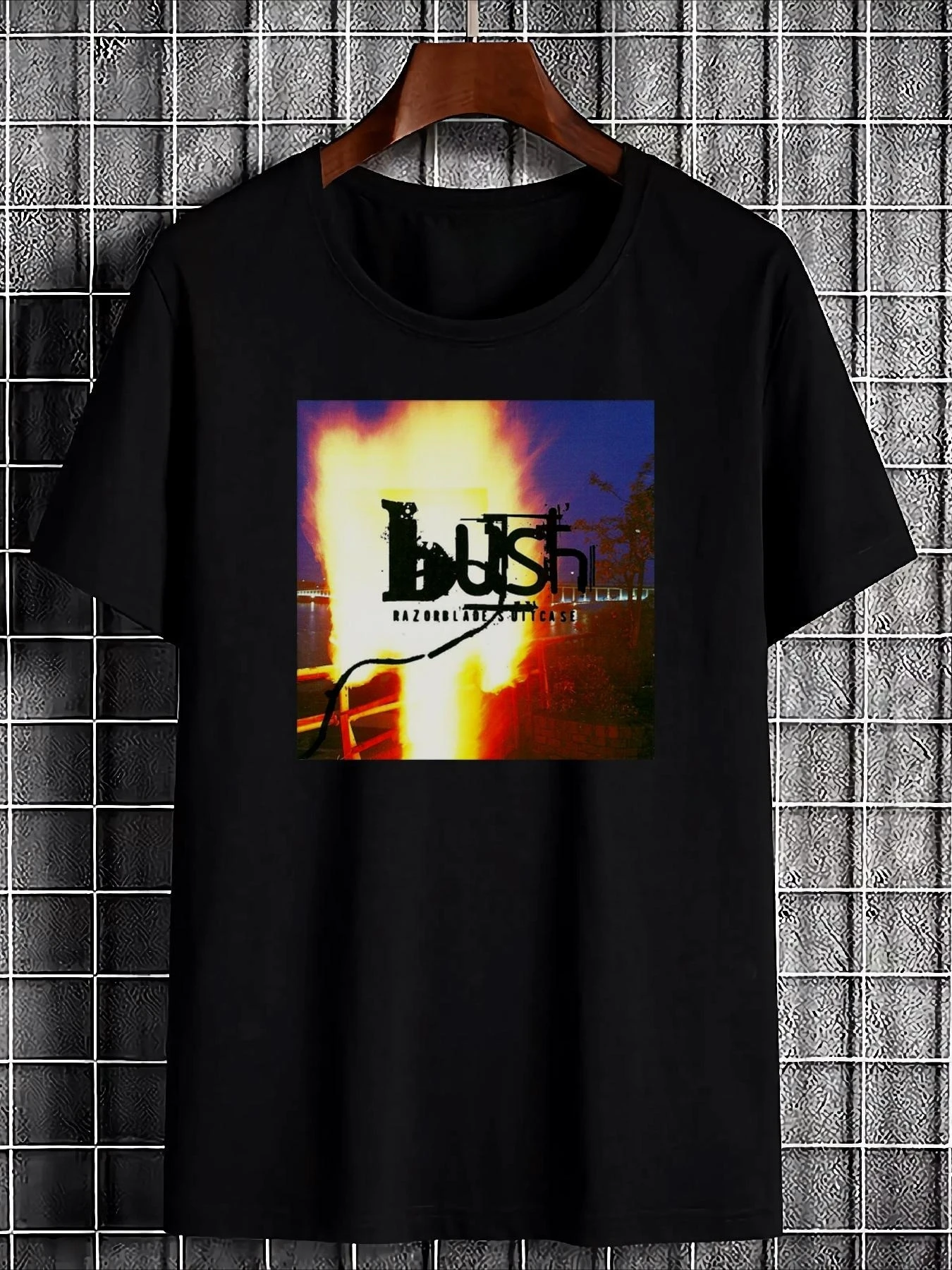 Retro 1996 Bush Shaver Suitcase T-shirt Multi functional Printed Breathable Neutral Street Style Casual Fashion