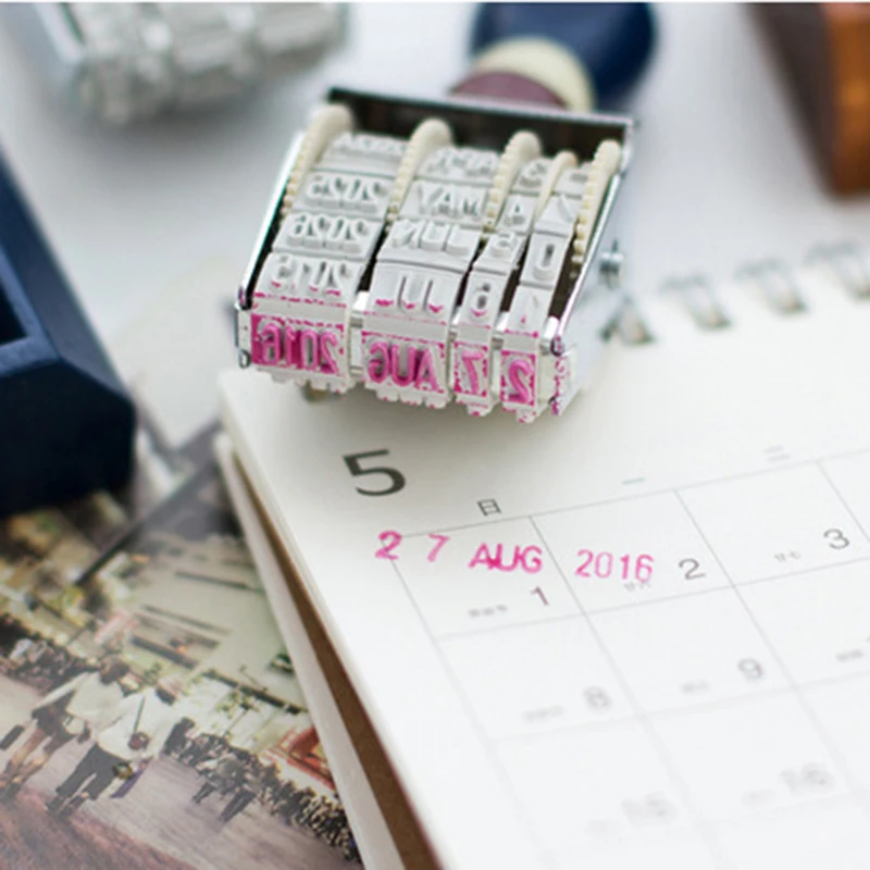 Carimbo de data universal de madeira vintage