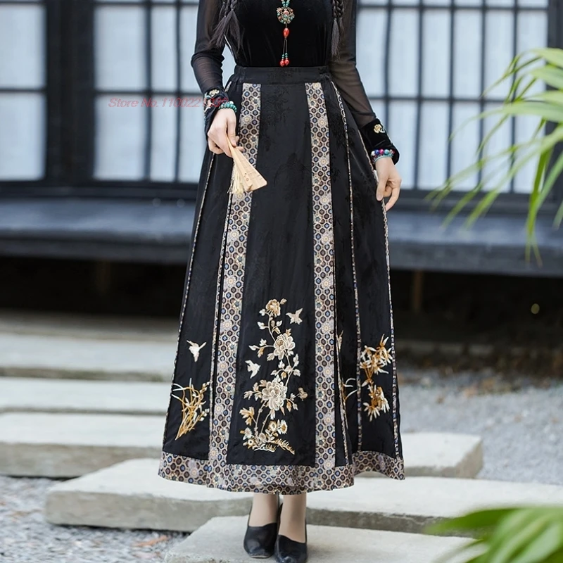 

2024 chinese traditional skirt national flower embroidery satin jacquard folk skirt vintage a-line skirt ethnic horse-face skirt