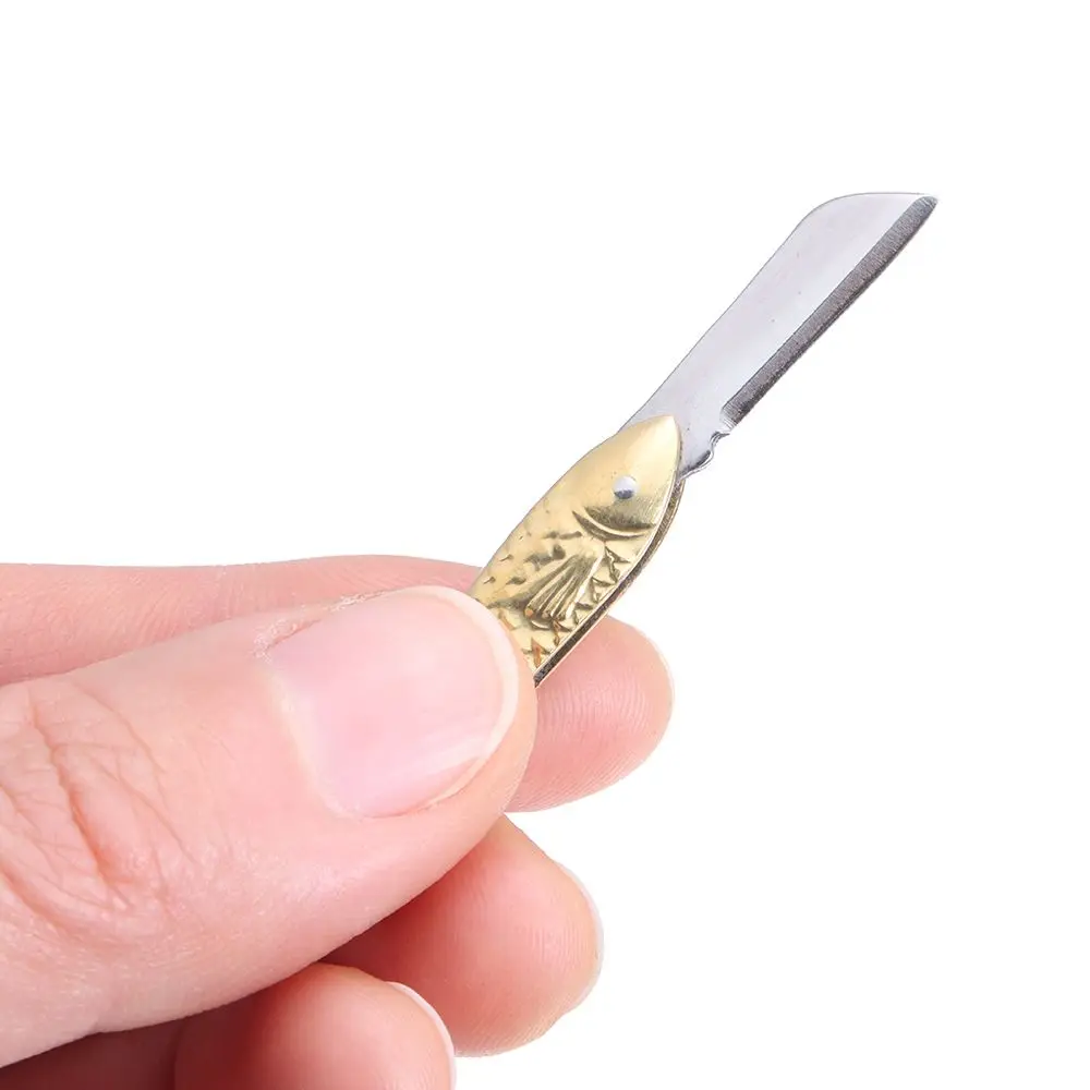 Self Defense Tool Carton Opener School Office Supplies Stainless Steel Mini Folding Knife Multifunction Keychain Skin-Peeler