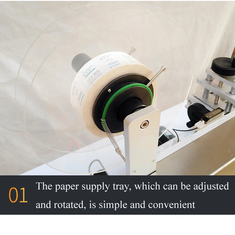 Semi-Automatic Square Labeling Machine Simple Square Labeler Machine For Plastic Glass Metal Bottle Label Applicator