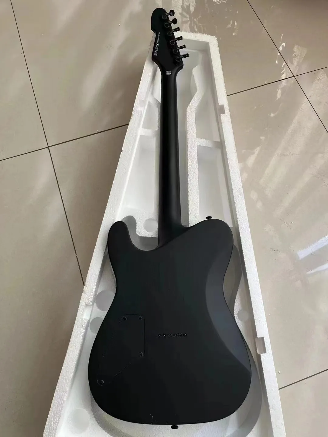 Customized G-type electric guitar bass factory, wholesale price, high-quality service, free and fast delivery.