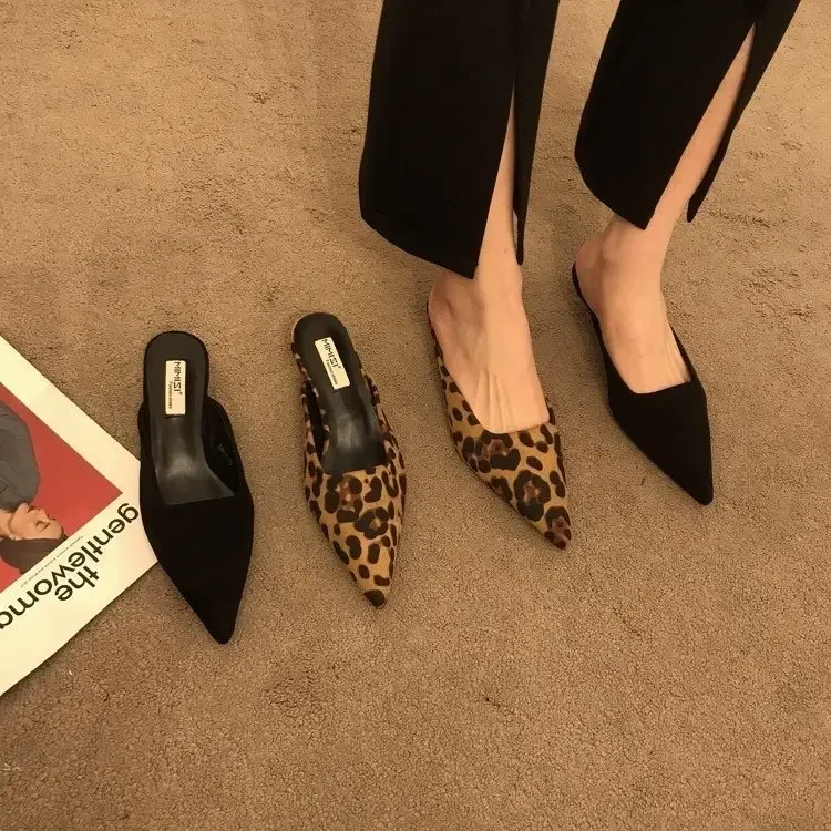 Mules de punta estrecha con estampado de leopardo para mujer, zapatos informales de tacón bajo, Tobogán elegante para exteriores, Primavera