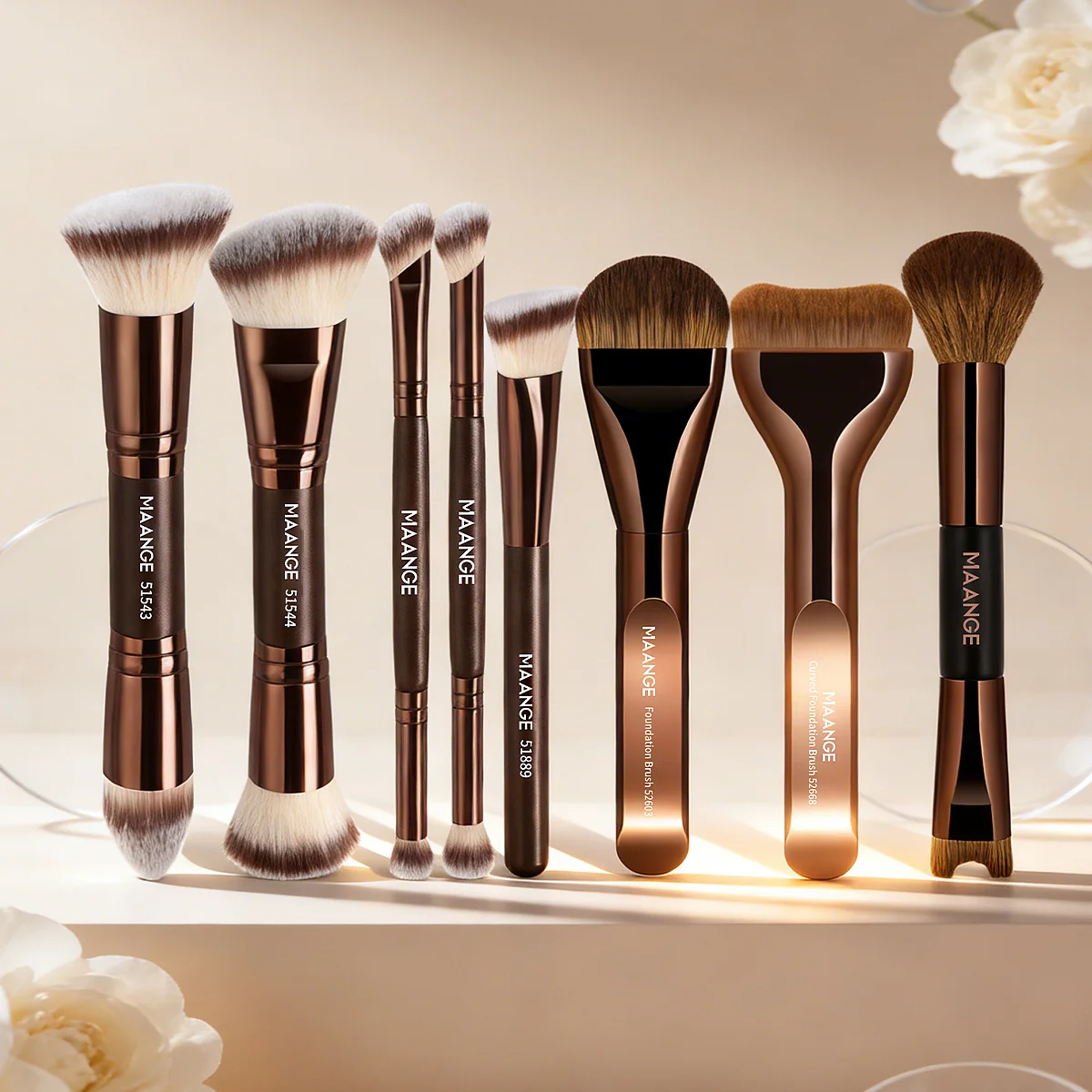 MAANGE Juego de 8 brochas para rostro, brocha para base, brocha para corrector, brocha para contorno, juego de brochas de maquillaje multiusos, cerdas suaves, para viaje