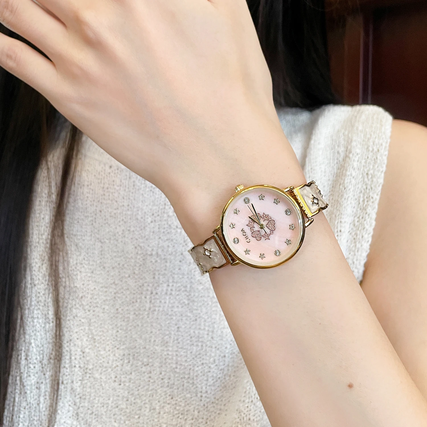 Women Pink CILOA-Star Crystal Quartz Watch Gold Case Shell Dial Elegant Leather Strap Ladies Wrist Watch-2628