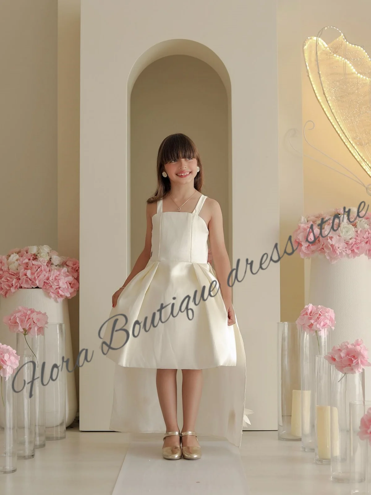 فستان فتاة الزهور الأنيق البسيط باللون العاجي من الساتان لحفلات الزفاف وحفلات الاستقبال الرسمية والاحتفالات والعطلات للفتيات الصغيرات حسب الطلب #3