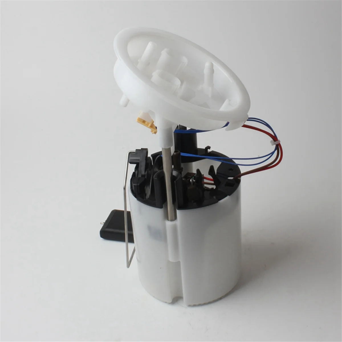 Fuel Pump Module Assembly for BMW 125I 130I 135I 325I 325Xi 330I 16147197075 16117159144