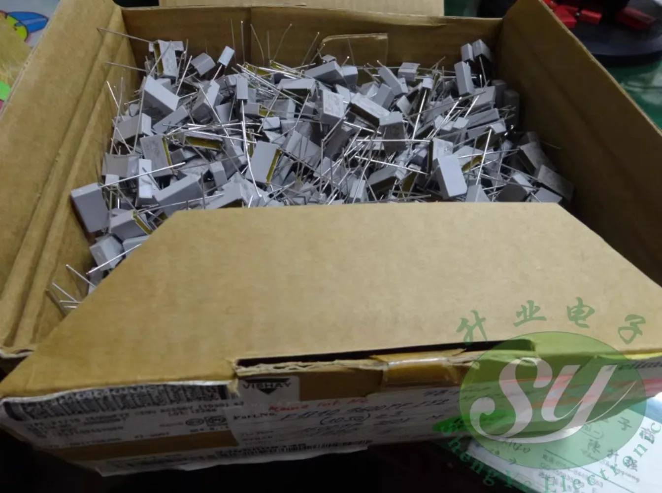 20PCS F1710 0.0015uf/250vAC 1.5nf 1500pf 1n5 152 New film capacitor