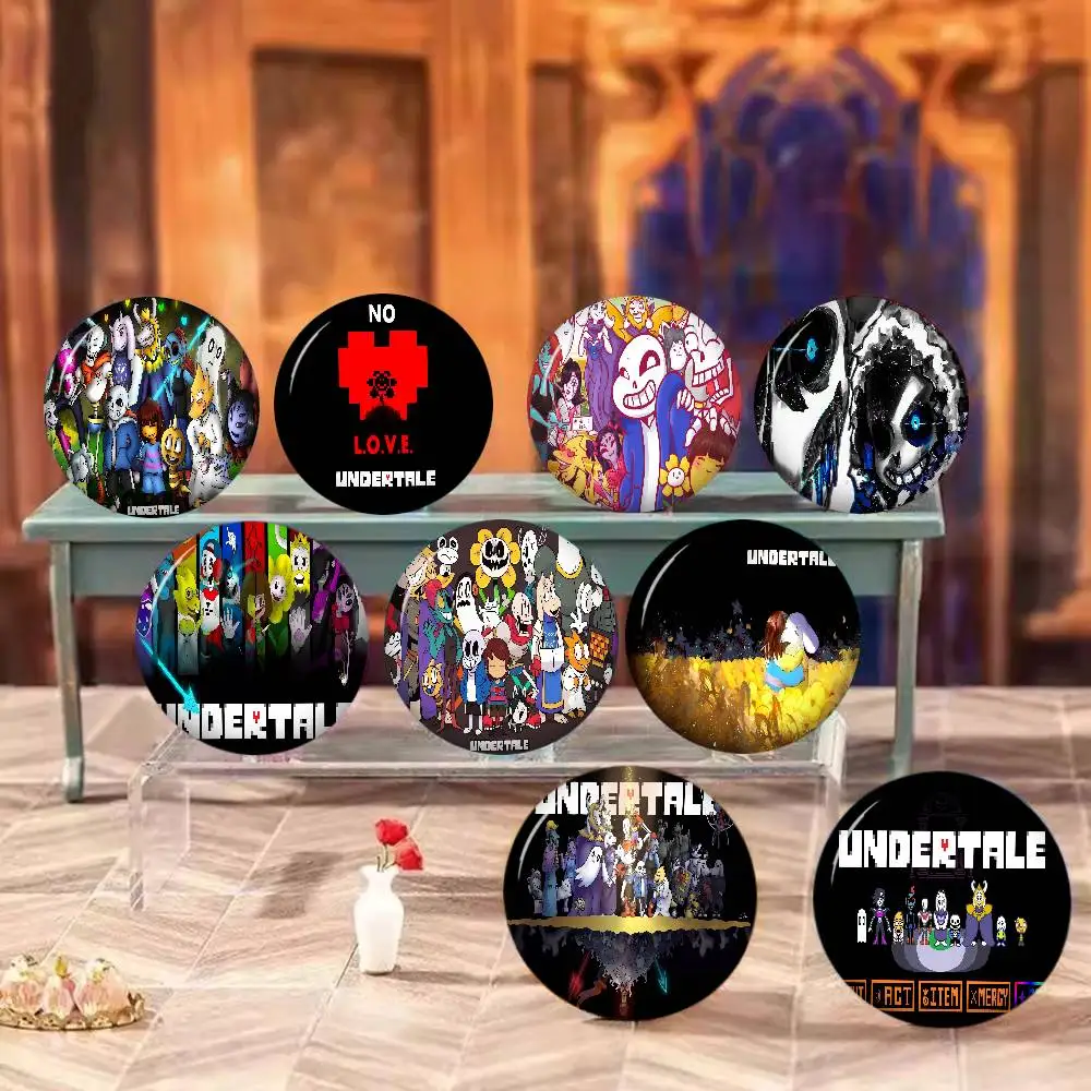 Hot Video Game U-Undertale Classic Movie Anime Button Pin Brooch for Clothes Badge Backpack Decoration Jewelry Accessories