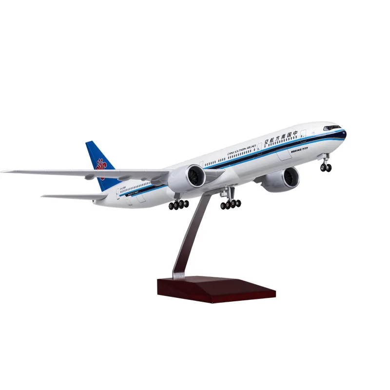 

1:157 Scale Aircraft China Southern Airways B777 toy airplane Resin Die-cast with Landing Gear Wheels Light Souvenir Plane Toy