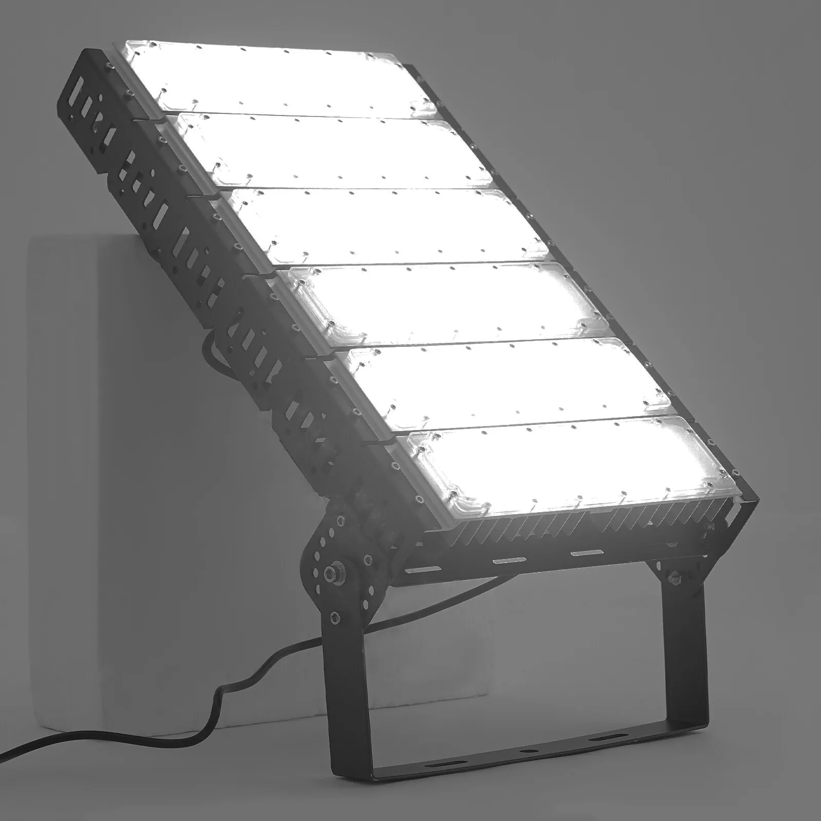 

300w LED Stadium Floodlight Super Bright Led Arena Lamp 100-277V Waterproof 12.28*18.7*2.76in