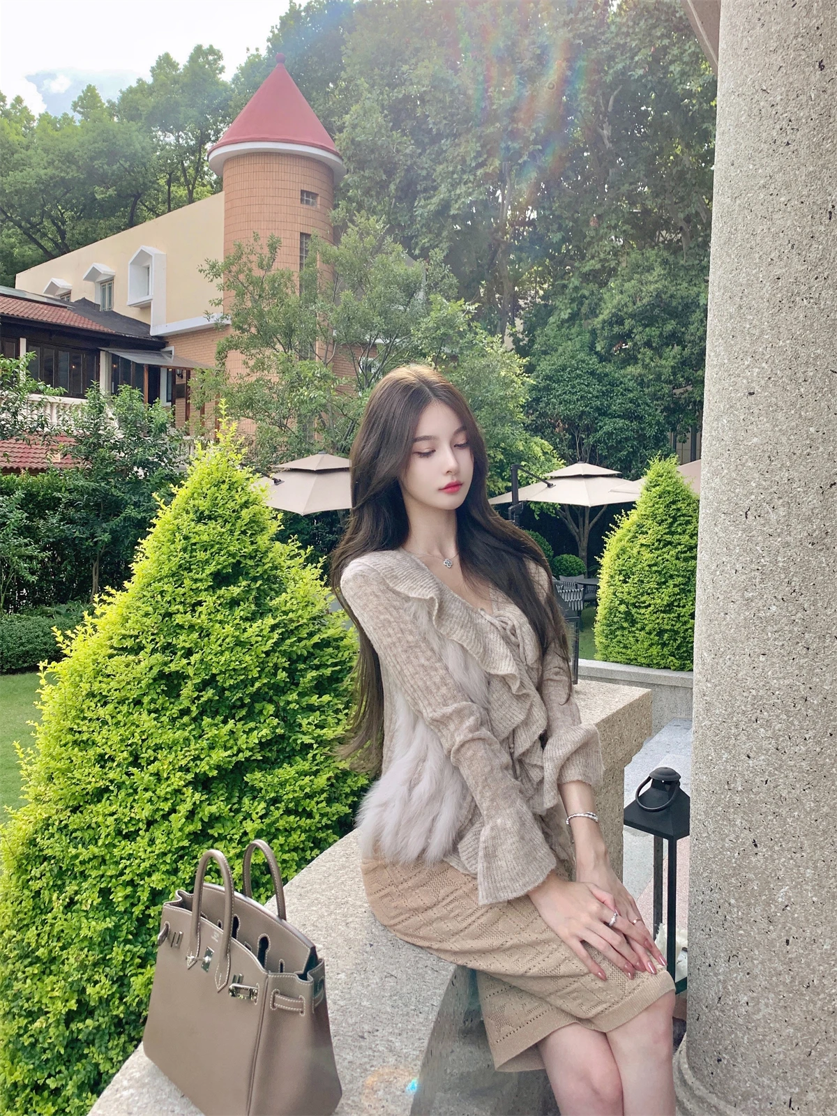 

Hotdog Slized Fur Jaet with Lace Trim 2024 Autumn Collection 00% Other Materials ort Outerwear for Women