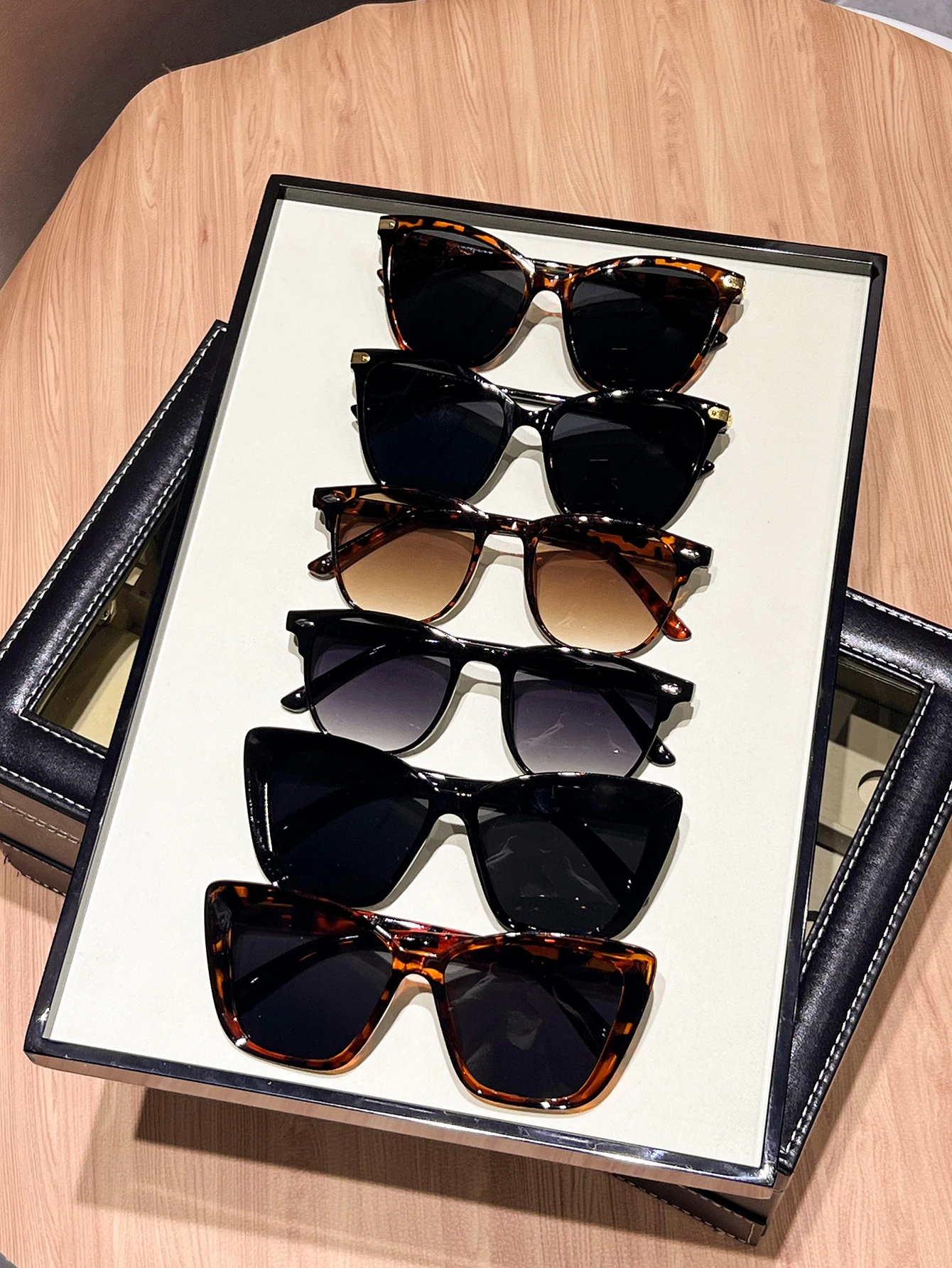 Oculos-de-sol-femininos-elegantes-com-design-de-armacao-grande-estilo-olho-de-gato-protecao-uv-adequados-para-dirigir-e-atividades-ao-ar-livre-6-pecas