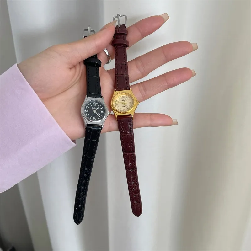 Dames quartzhorloges Luxe ovale klok Vintage zwart bruin lederen band FashionLadies polshorloge Relogio Feminino