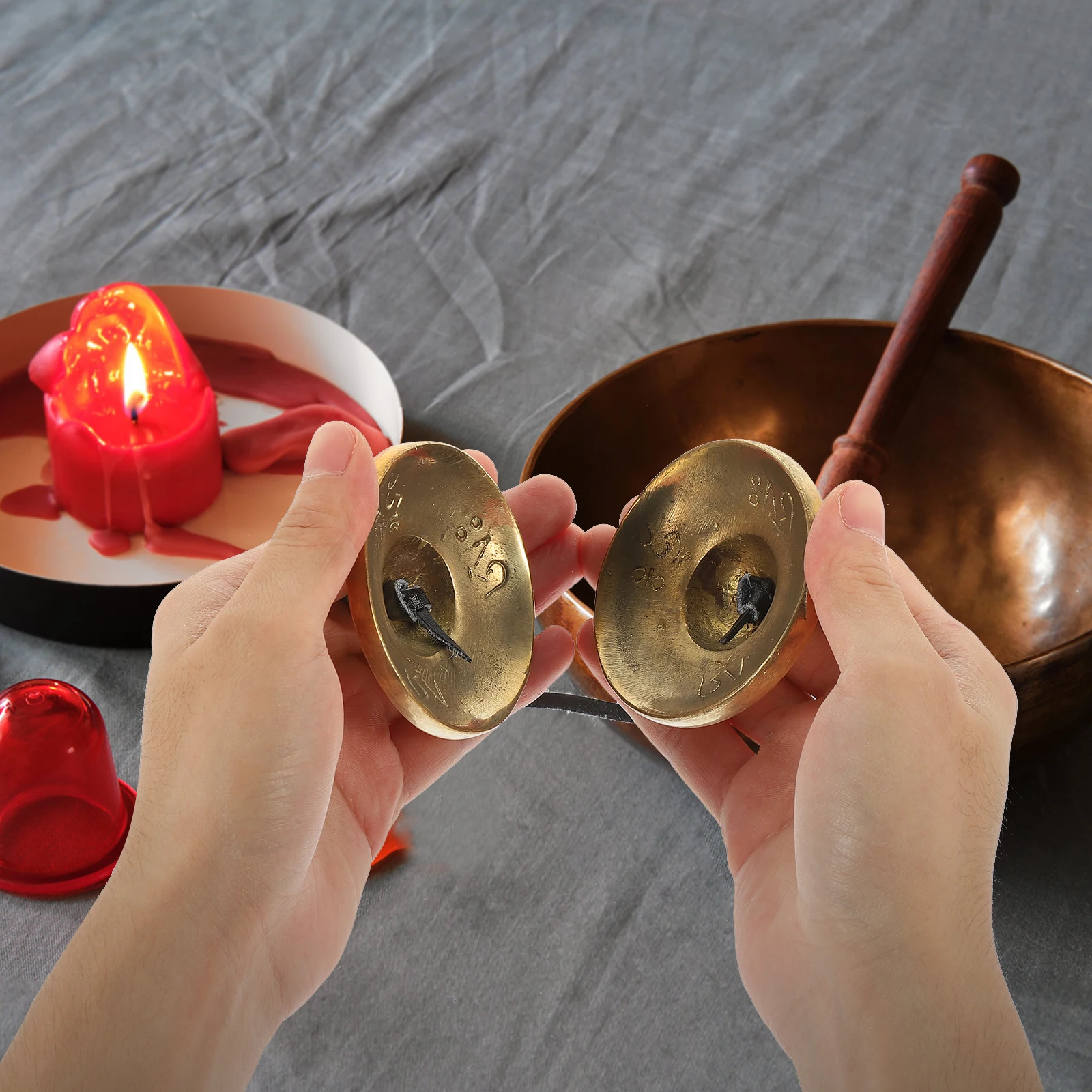 

Copper Pull-up Bell Finger Cymbals Musical Instrument Small Tingsha Bells for Adults Band Chime Hand