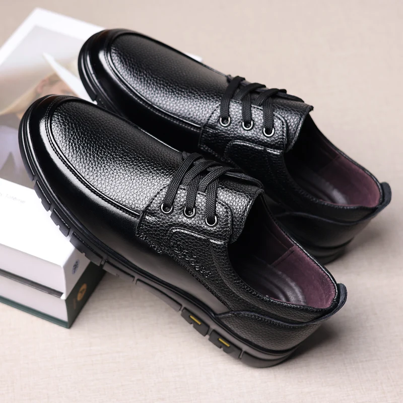 Leisure men\'s shoes 2024 spring new trendy minimalist work shoes with lace up middle-aged dad formal casual business leather sho