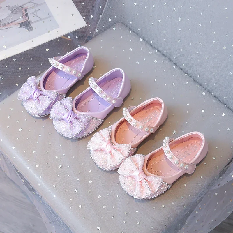 

Туфли принцессы на плоской подошве для девочек, детские кожаные туфли с круглым носком и милыми большими бантами, осень 2024, новая детская повседневная обувь, милая блестящая обувь