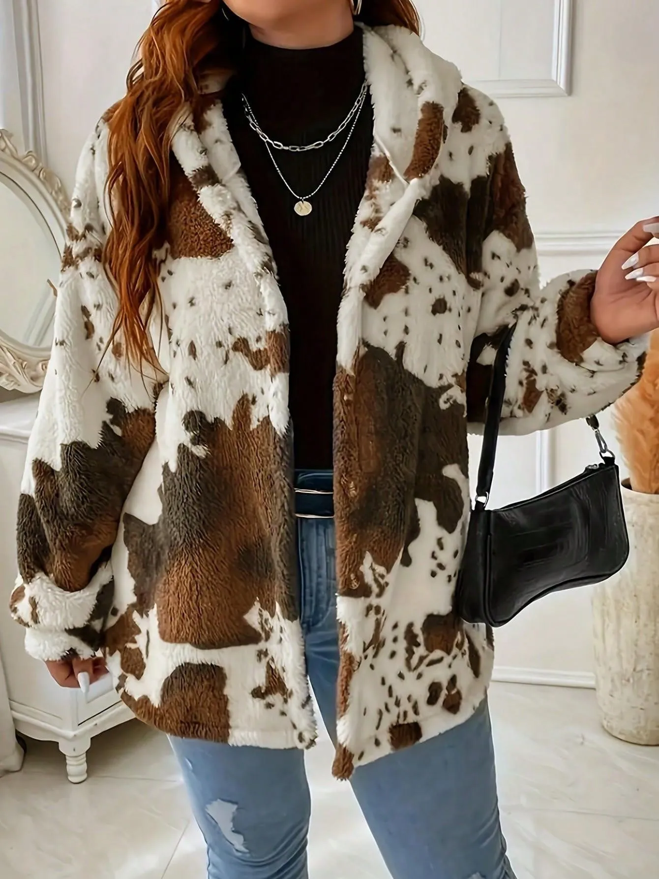 2024 autumn and winter new casual and fashionable plus size plush jacket women s cow print plus size zipper hoodie