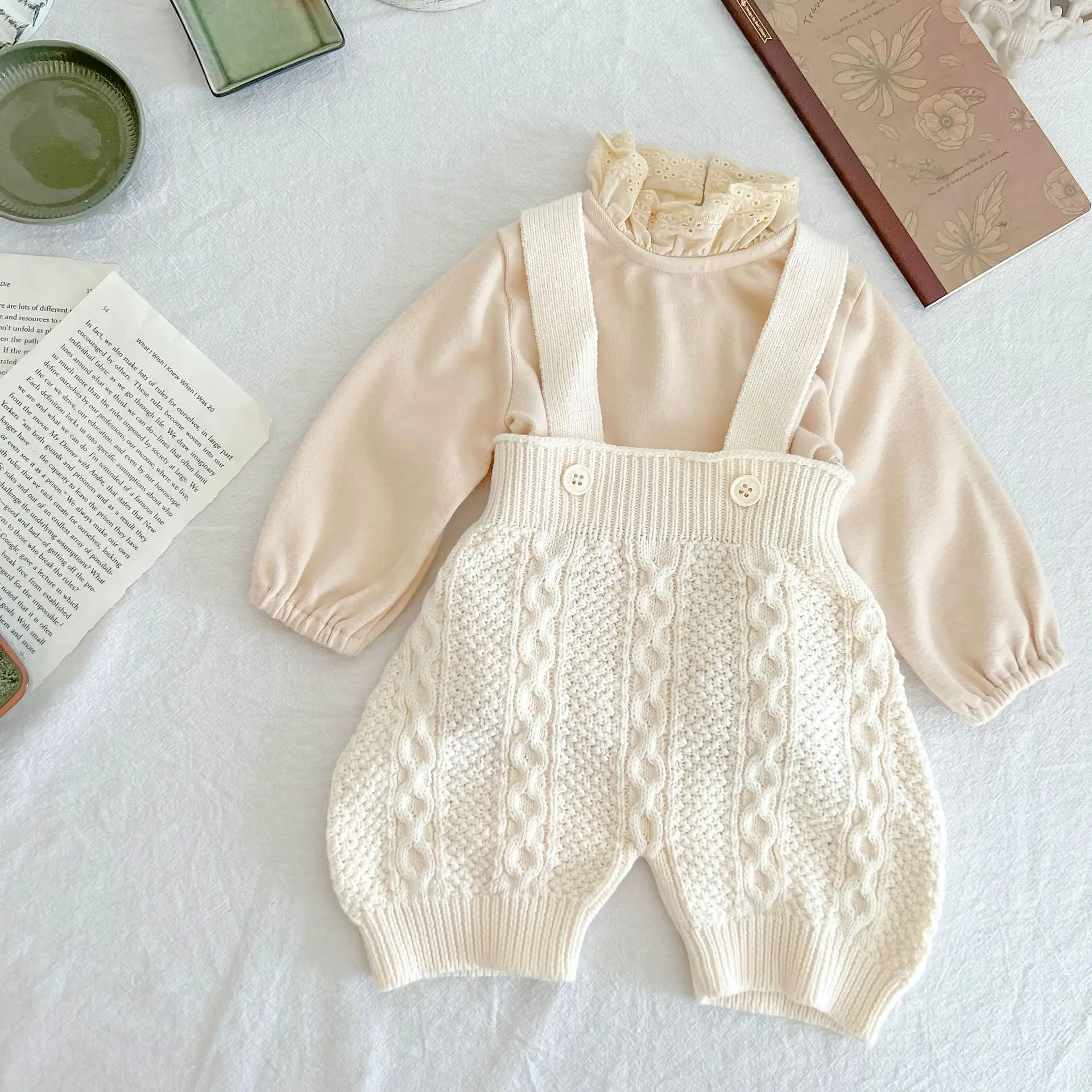 Baby Boys and Girls Knitting Suspenders Cotton Yarn Fried Dough Twists Suspenders One-piece Jumpsuit 2