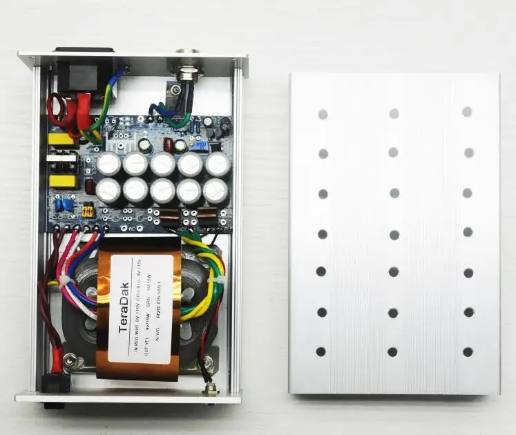 TeraDak DC-30W-SB3 DC (5V/3A) مصدر طاقة خطي للحمى